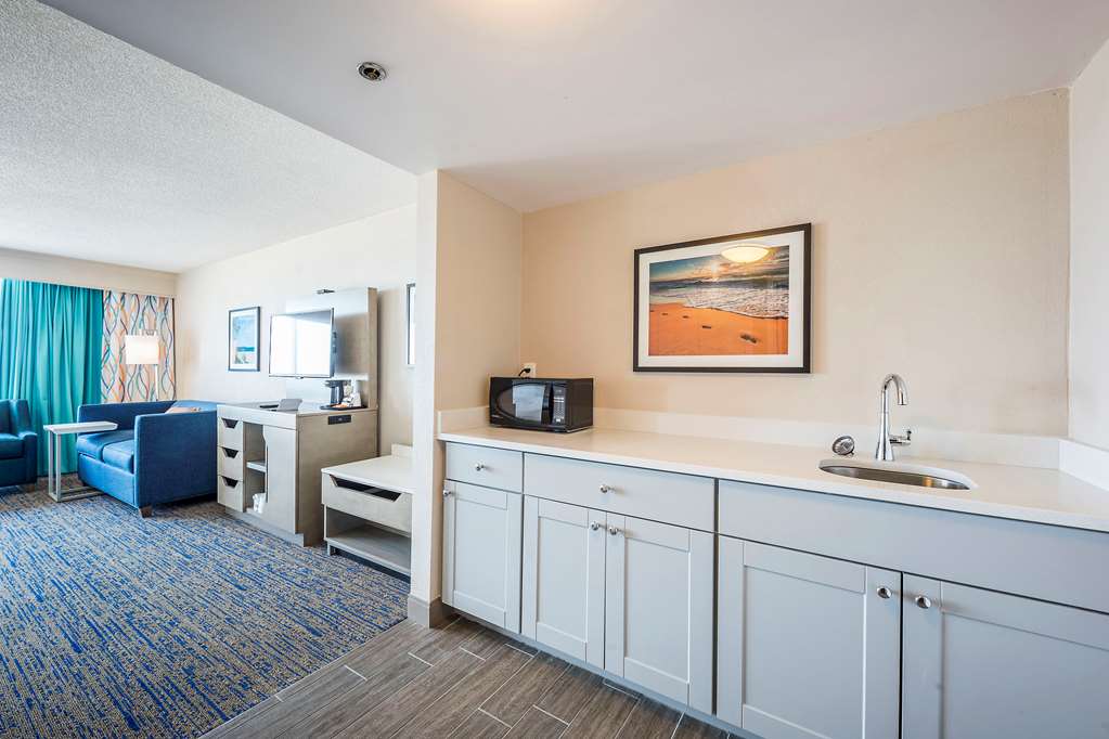 Hampton Inn Virginia Beach-Oceanfront North Image