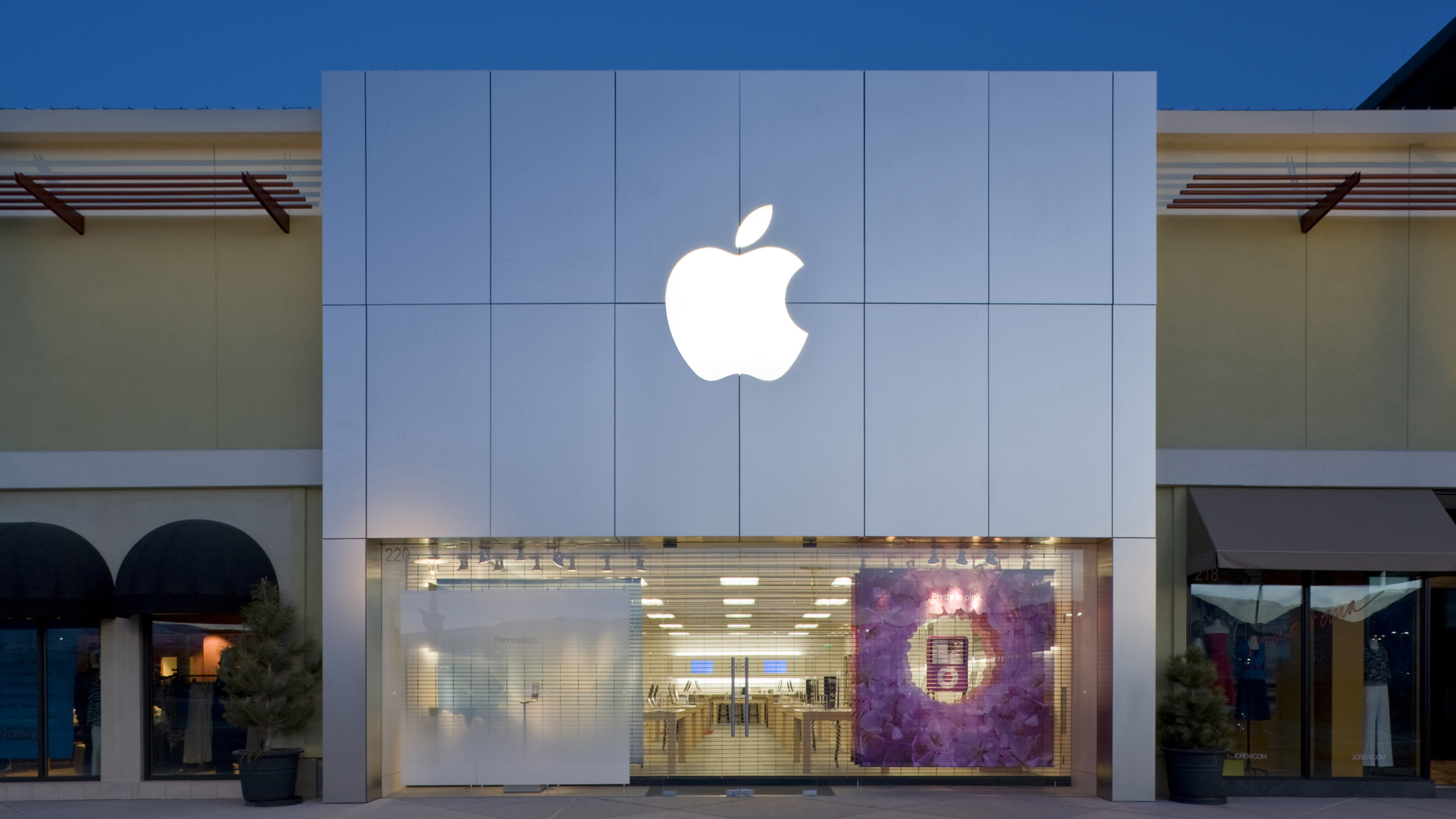 apple store reno new location
