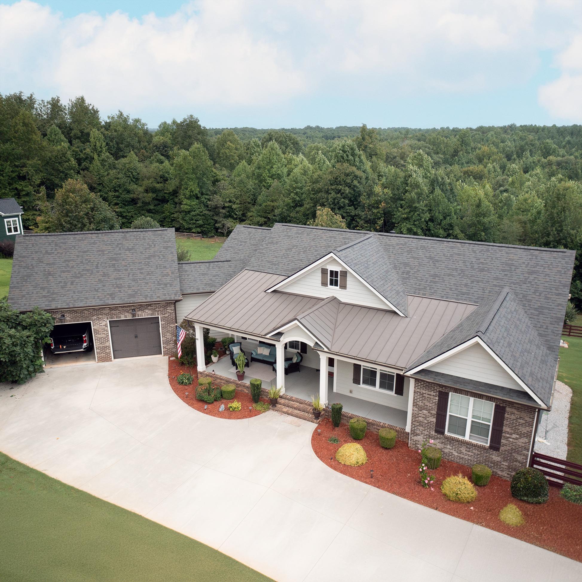 Guy Roofing Inc. Image