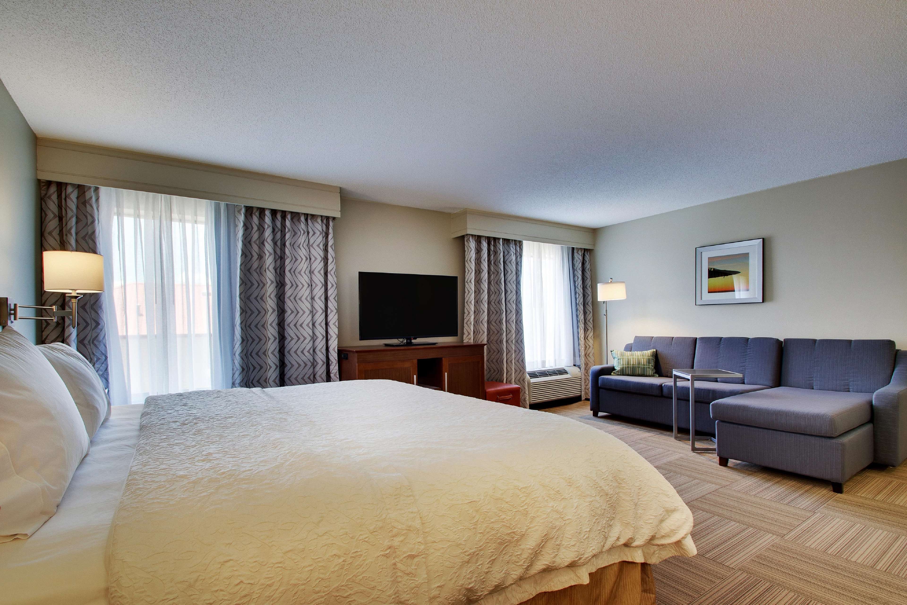 Hampton Inn Warner Robins Photo