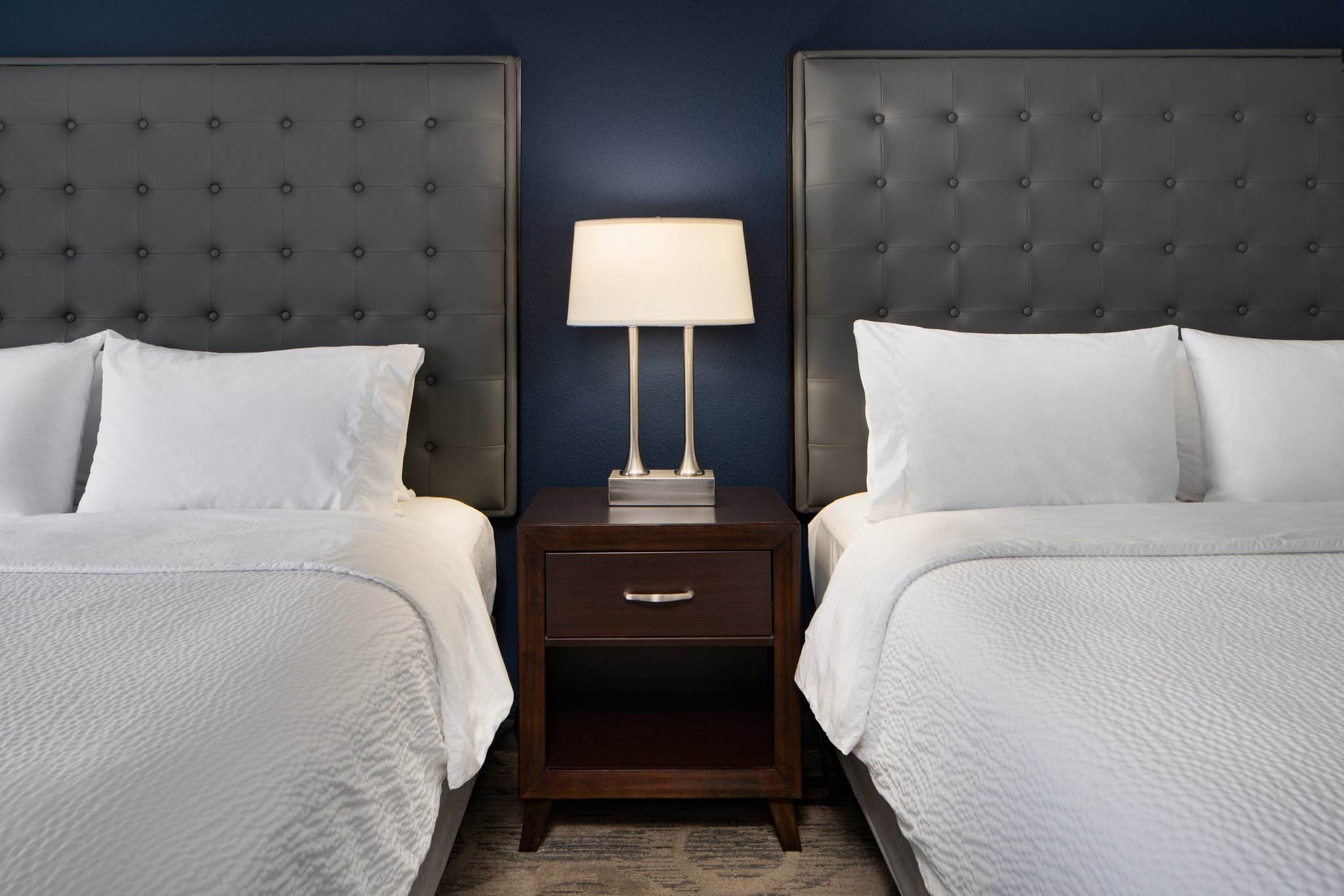 Garner Hotel Topeka West by IHG Image