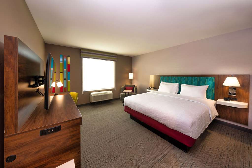 Hampton Inn Needles Image