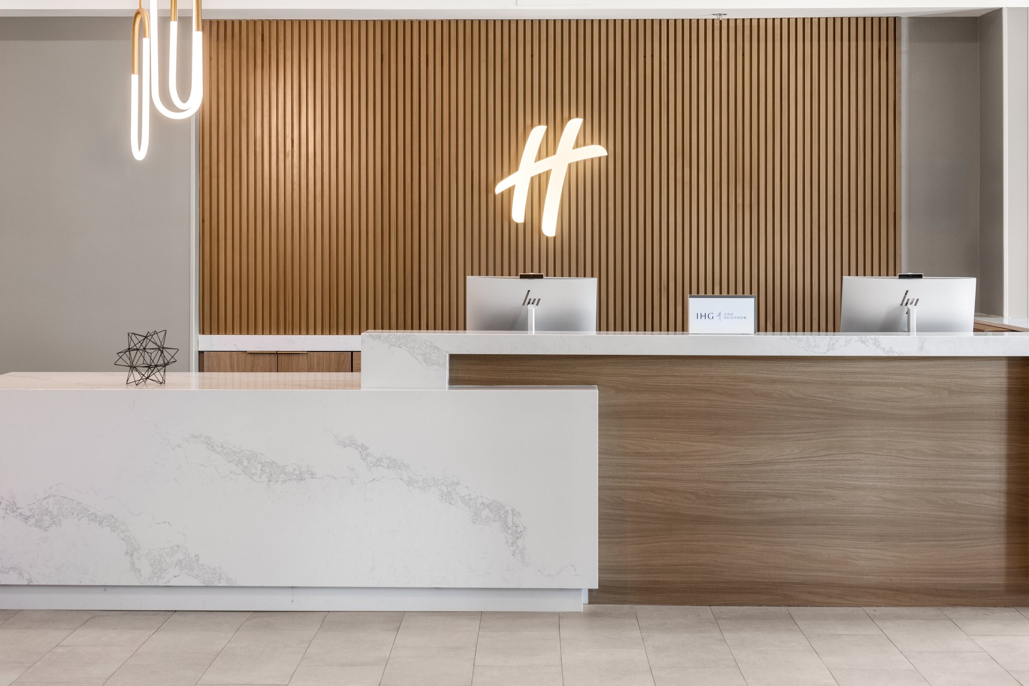 Holiday Inn & Suites Columbia NE - Ft Jackson Area by IHG Image