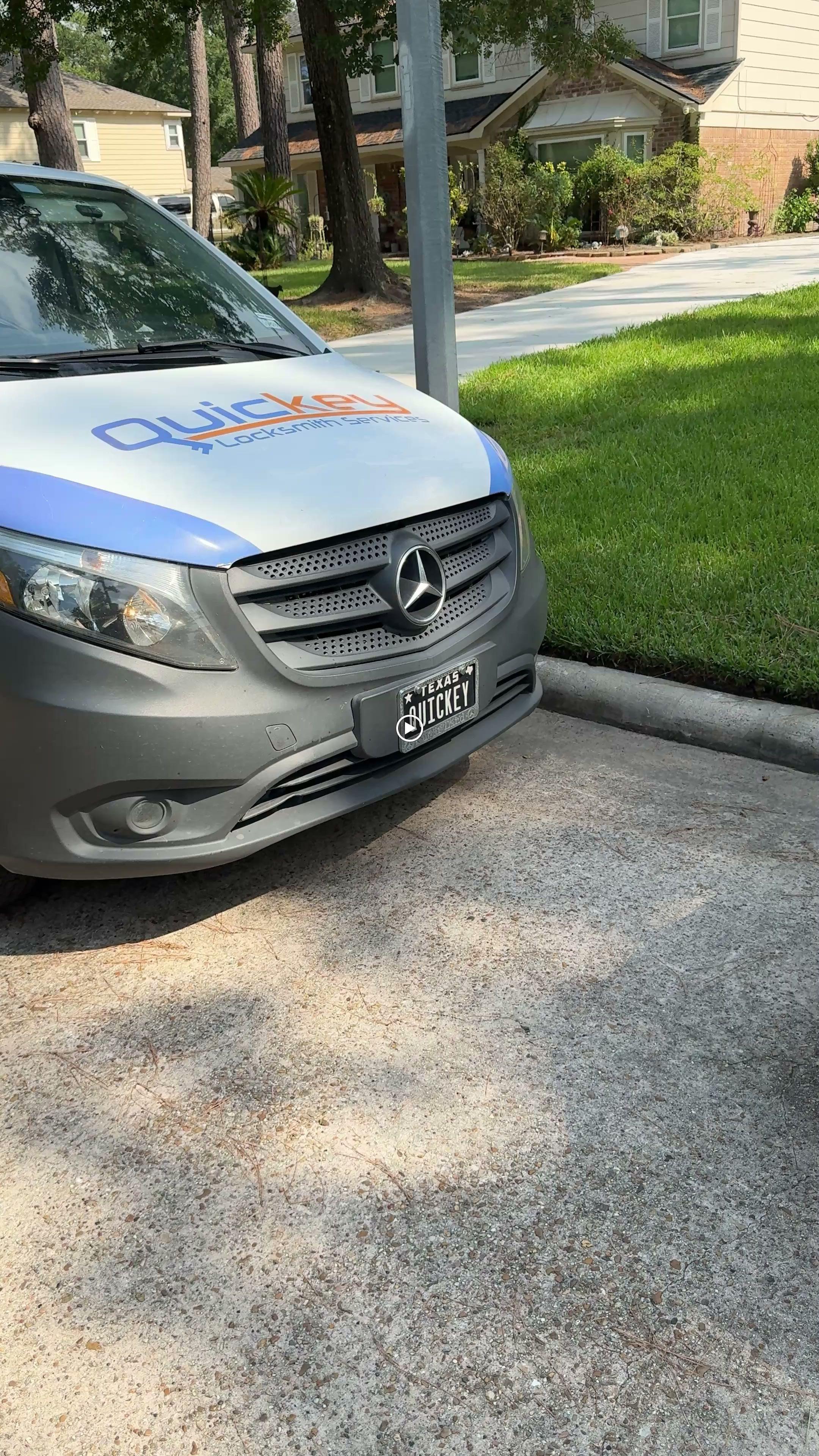 Quickey Locksmith Services Image