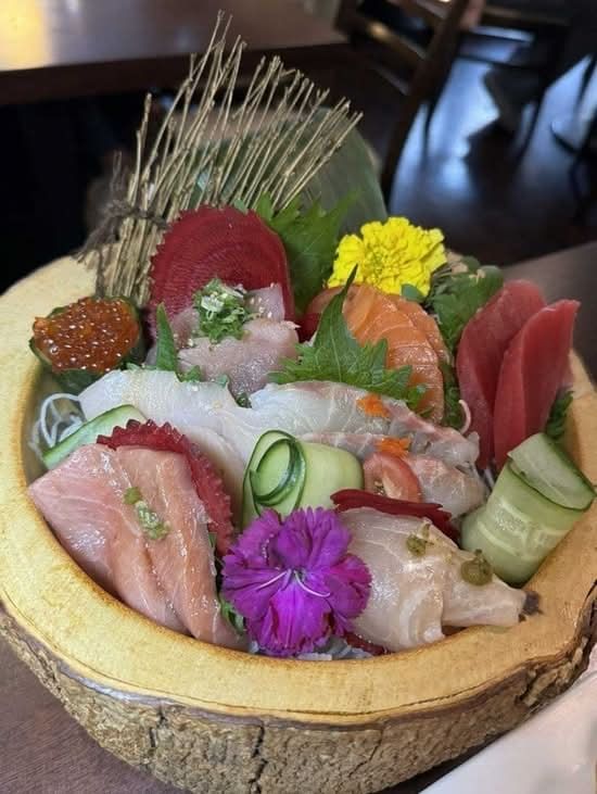 6 Mixed Sashimi