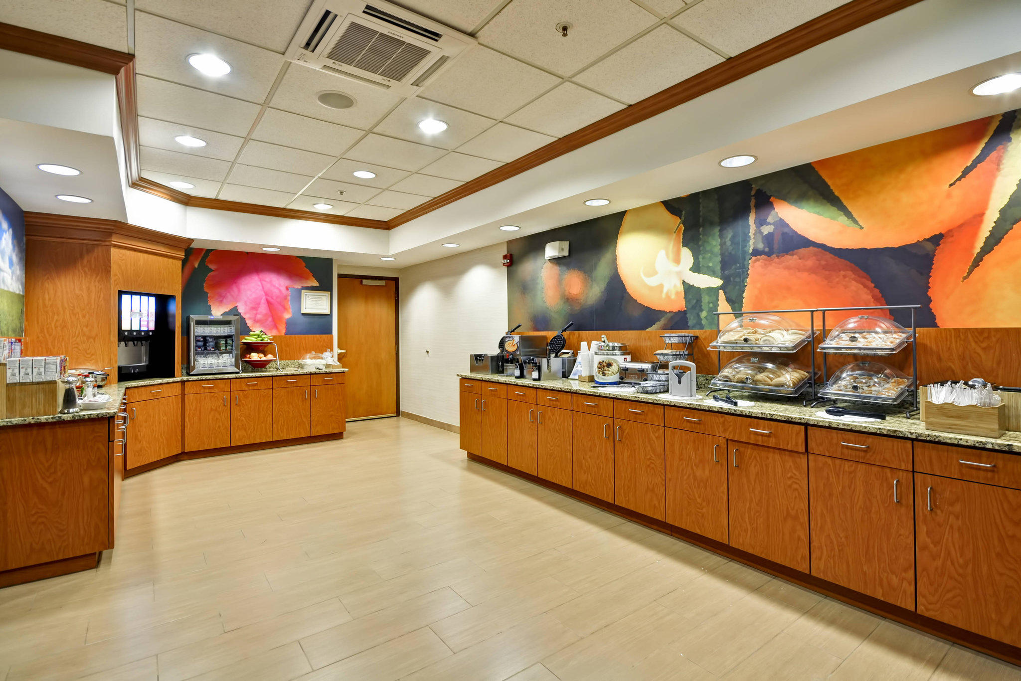 Fairfield Inn & Suites by Marriott Atlanta Vinings/Galleria Photo