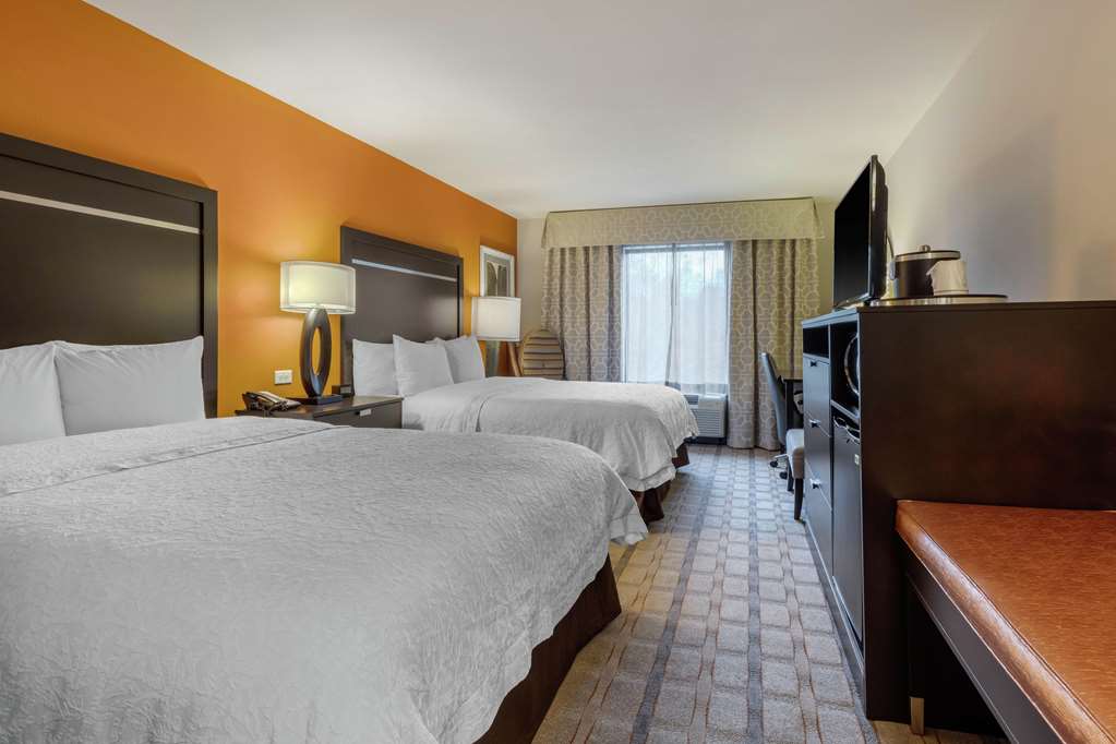 Hampton Inn & Suites Columbus Image