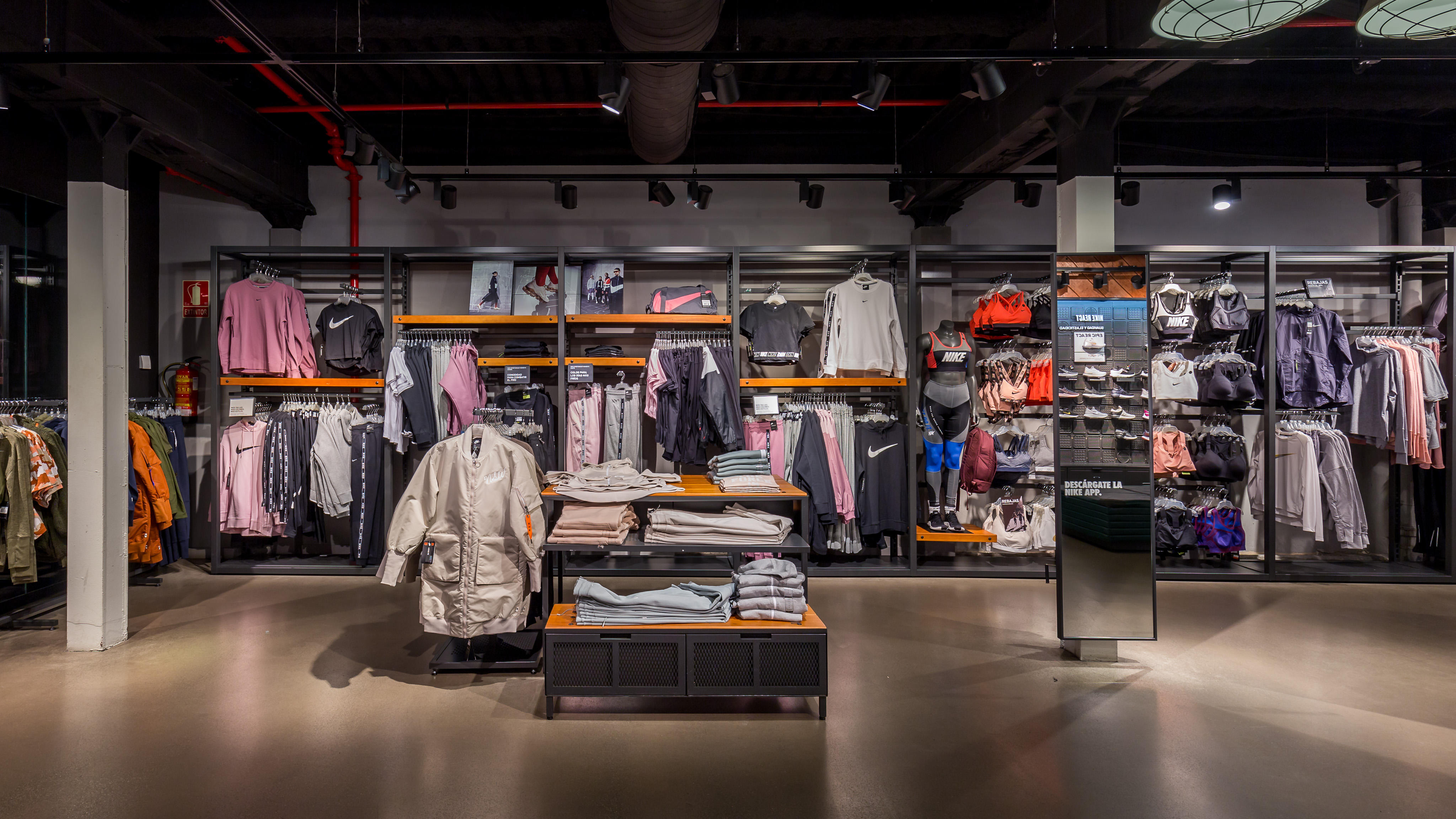 Images Nike Store Serrano