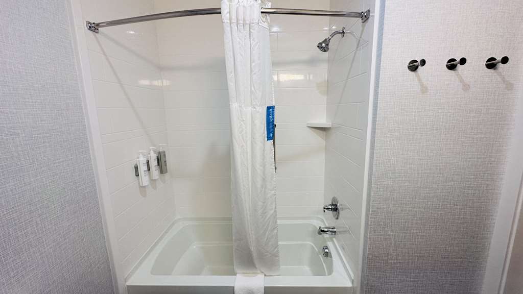 Hampton Inn & Suites Weatherford Image