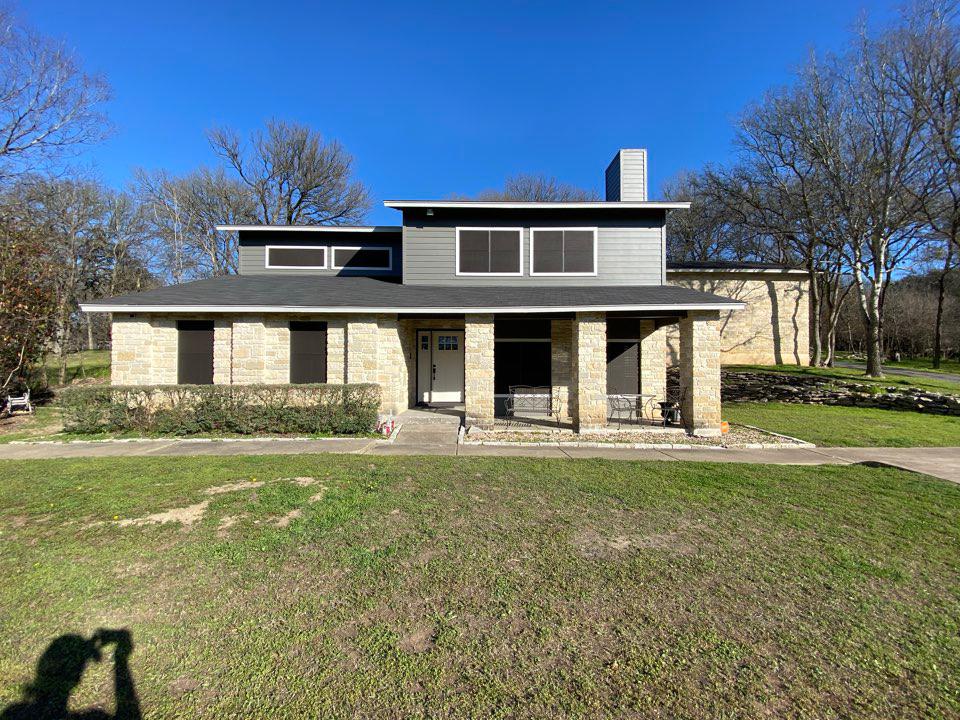 Austin Pro Siding, Windows & Roofing Photo