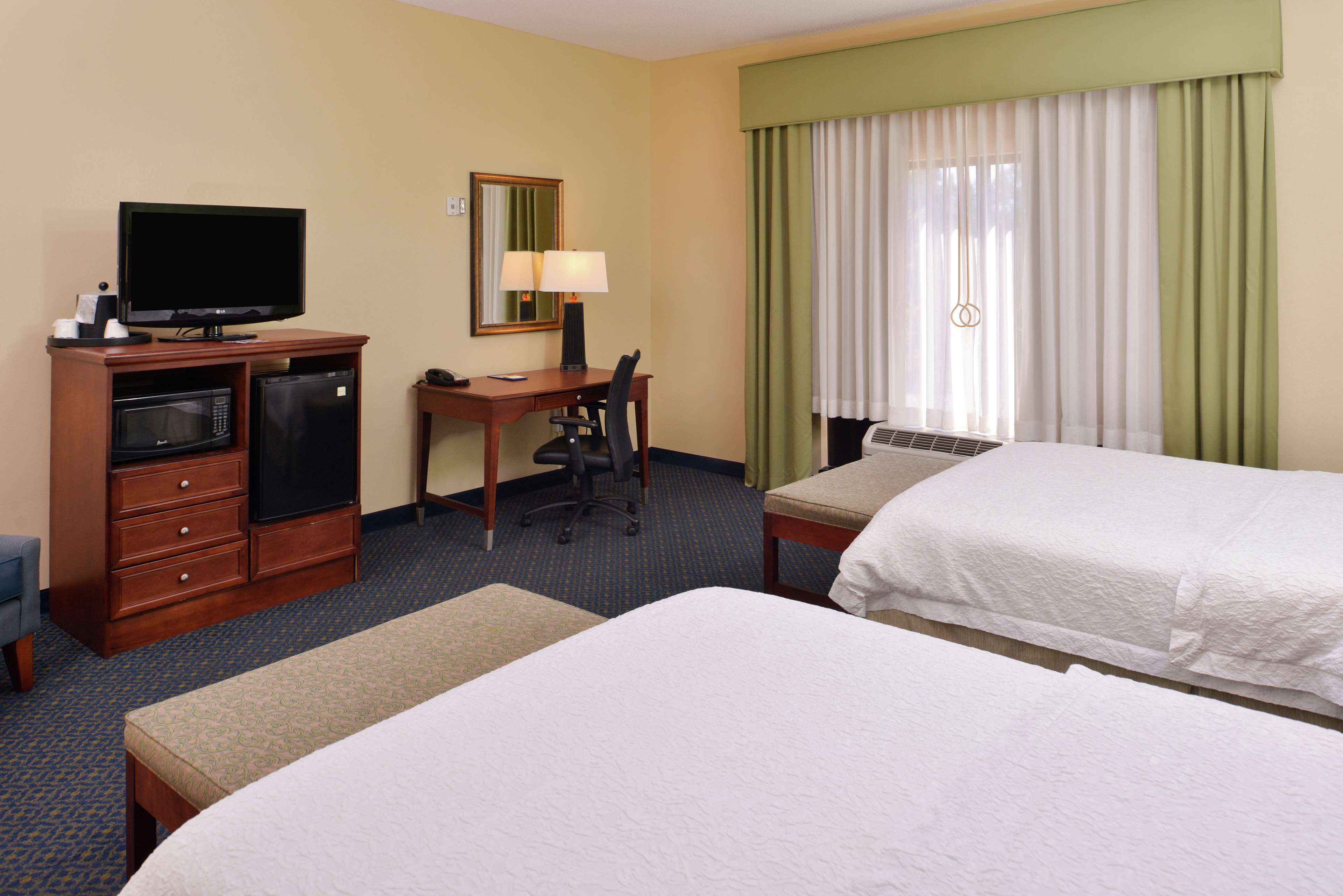 Hampton Inn Jackson Photo