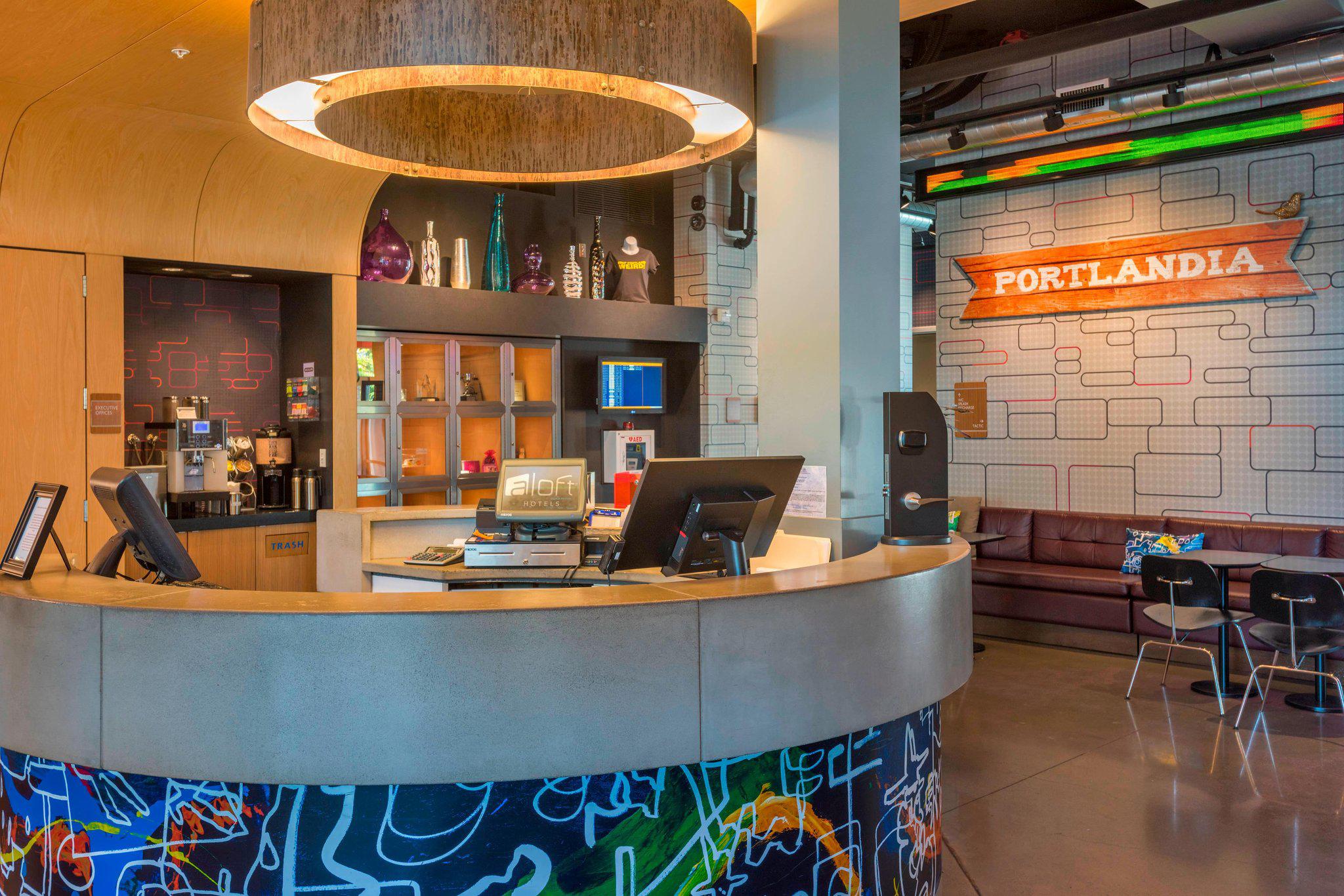 Aloft Portland Airport at Cascade Station Photo