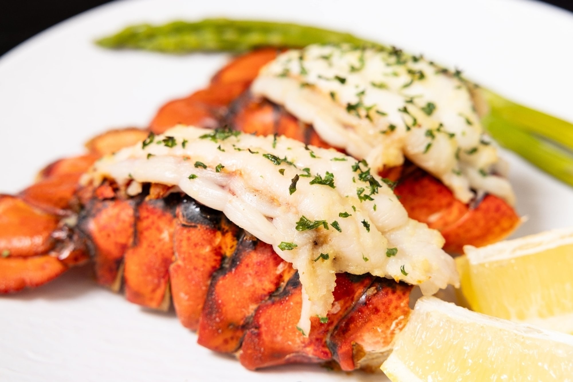 Lobster Tails — Garlic-Baked, Wild North Atlantic Cold-Water 蒜蓉焗烤北大西洋野生冷水龙虾尾