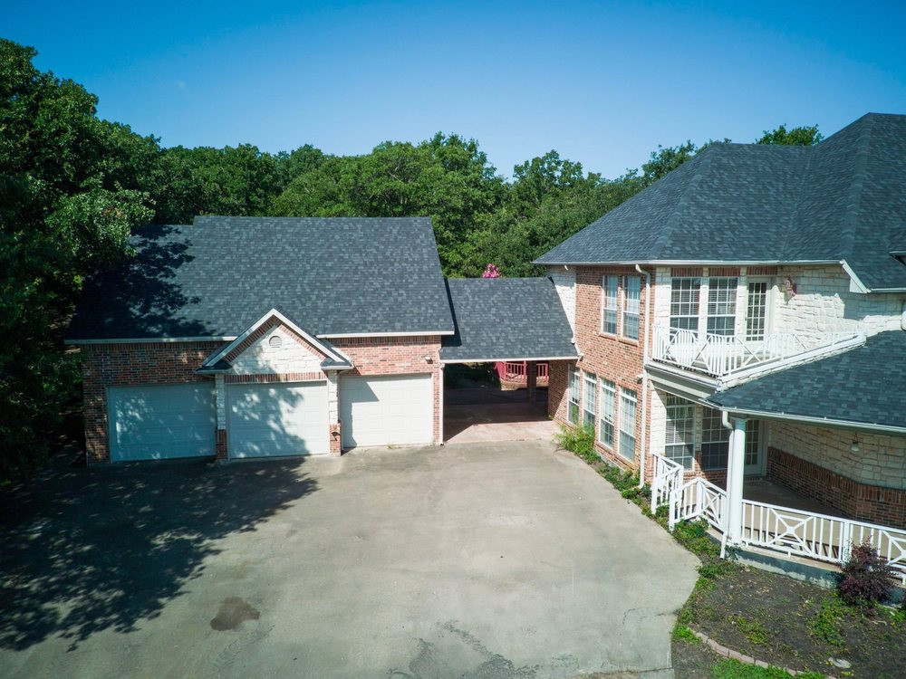 MacDonald Roofing & Remodeling Image