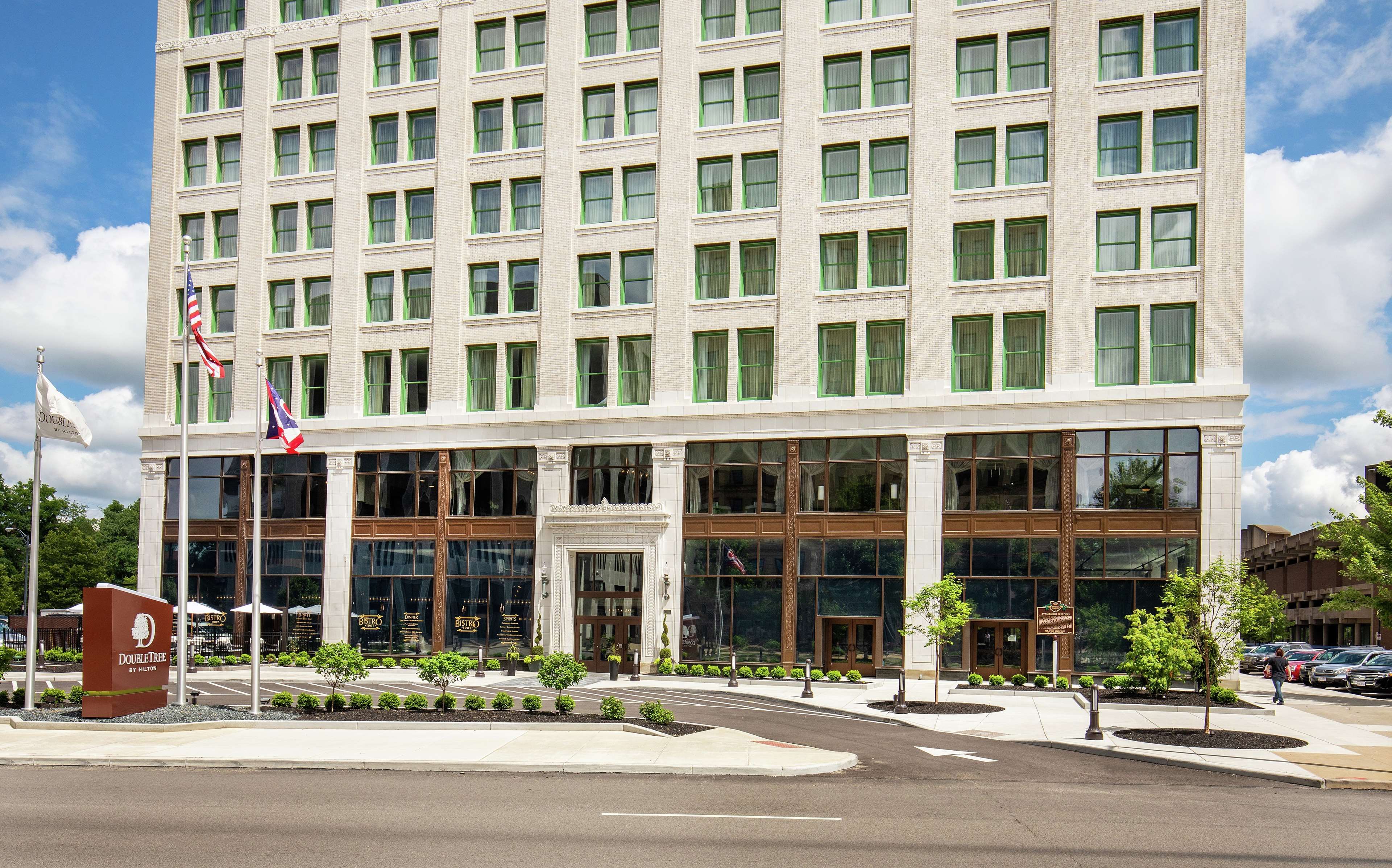 DoubleTree by Hilton Youngstown Downtown Photo