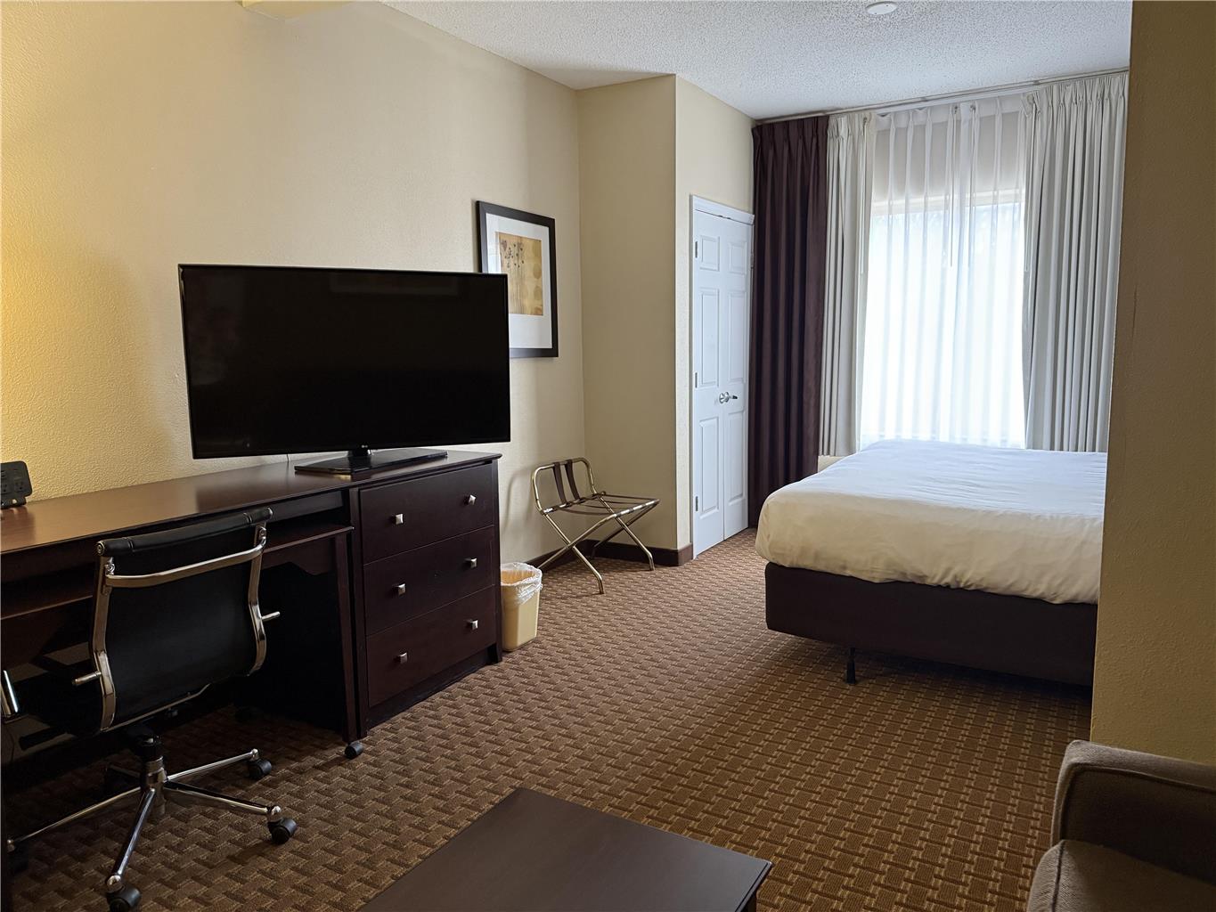 SureStay by Best Western Marion Image