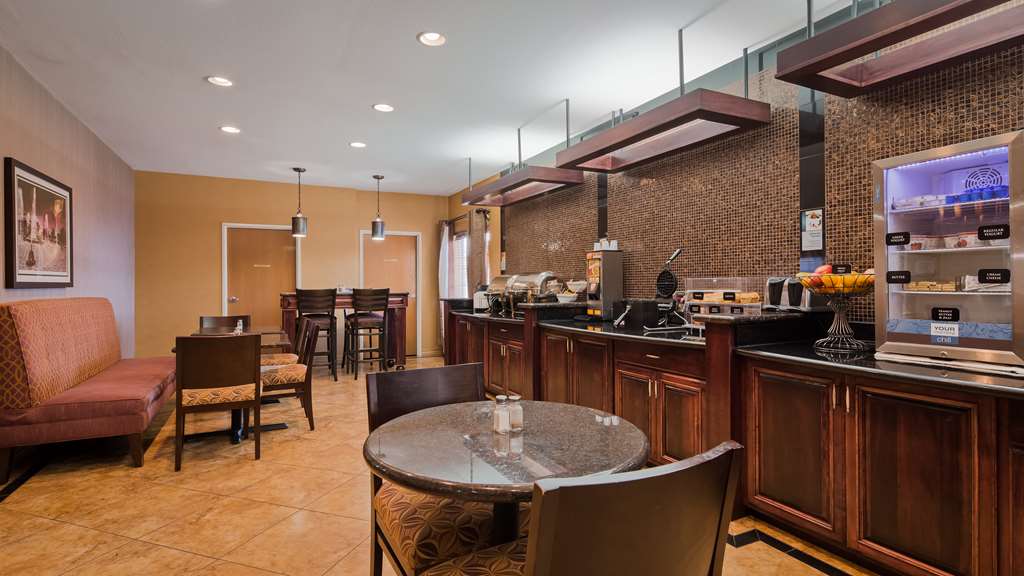 Best Western Manhattan Inn Image