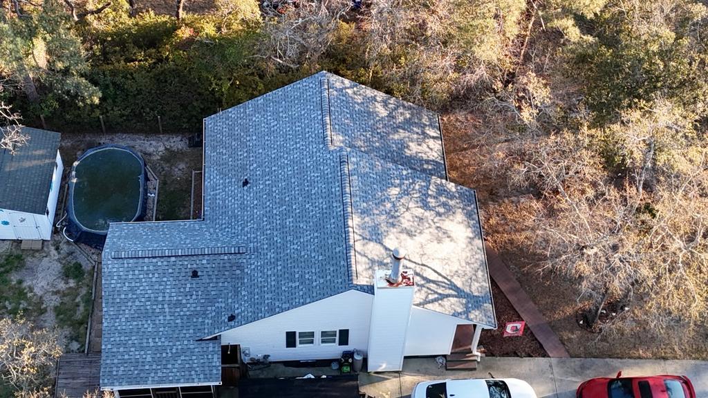 Willis Roofing Image