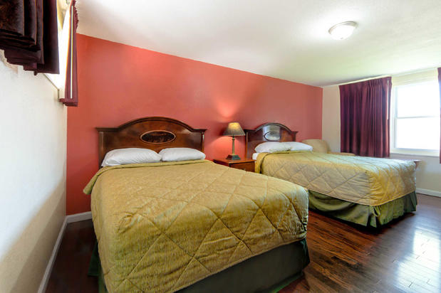 Images Rodeway Inn
