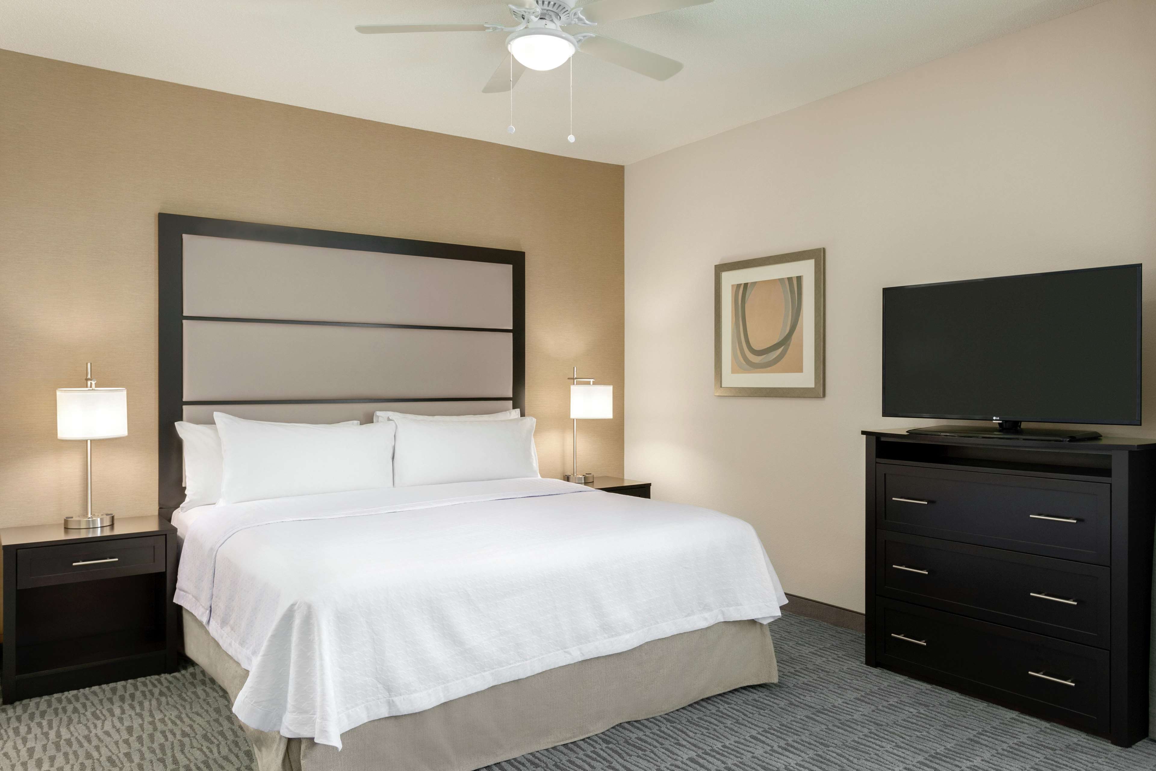 Homewood Suites by Hilton Frederick Photo