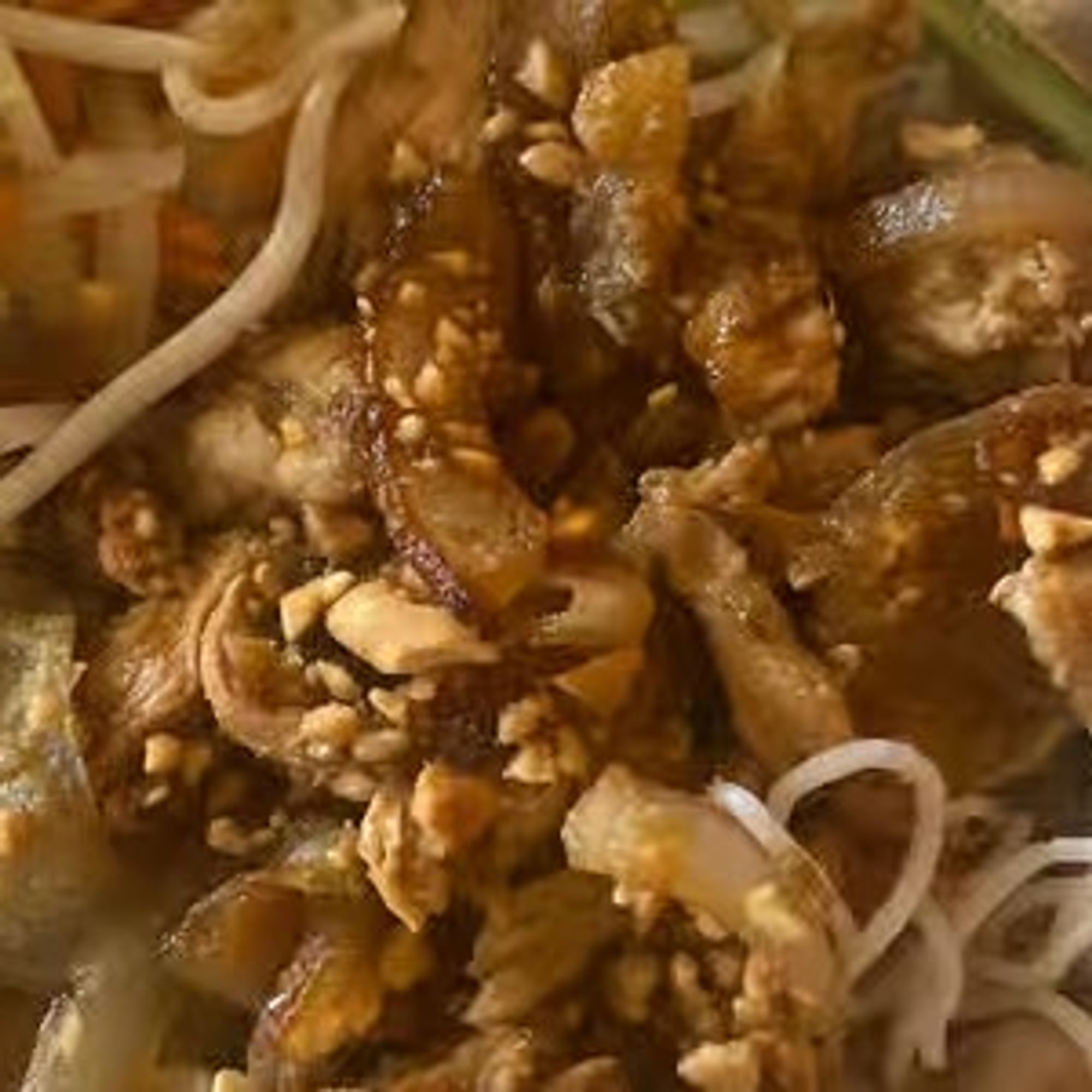 S2 - Bún Gà Xào Xả Ớt - Chicken