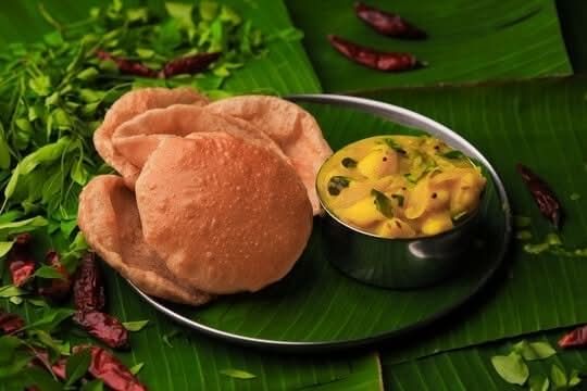 Poori with Bhaji (2 Pcs)