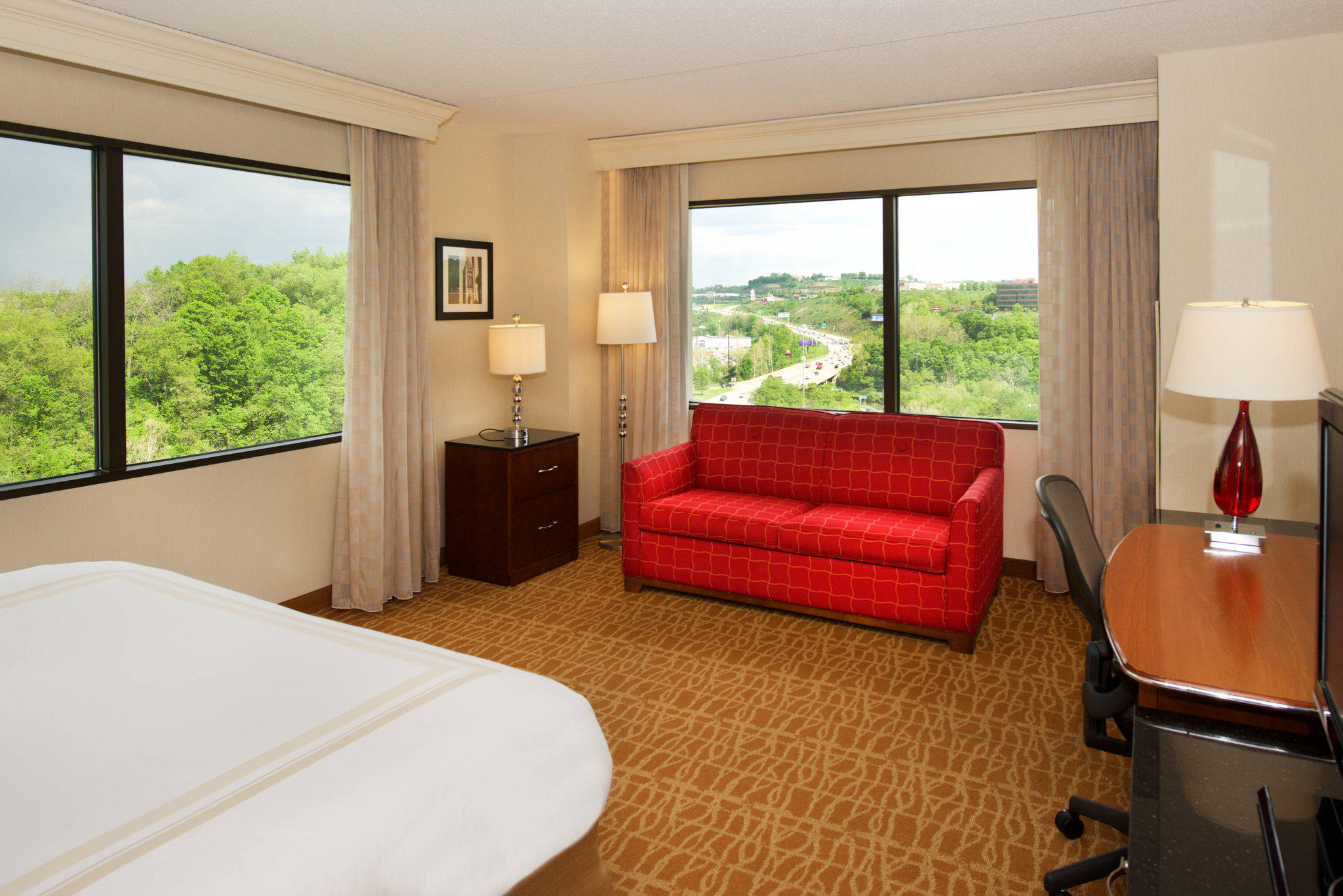 Pittsburgh Airport Marriott Photo