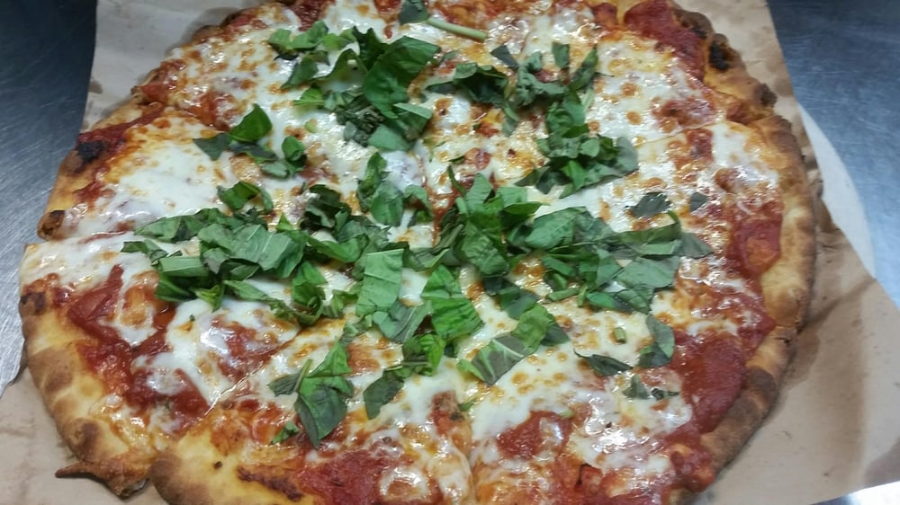 FAMILY PACK PUB PIZZA PARTY MEAL(feeds 4 to 6)