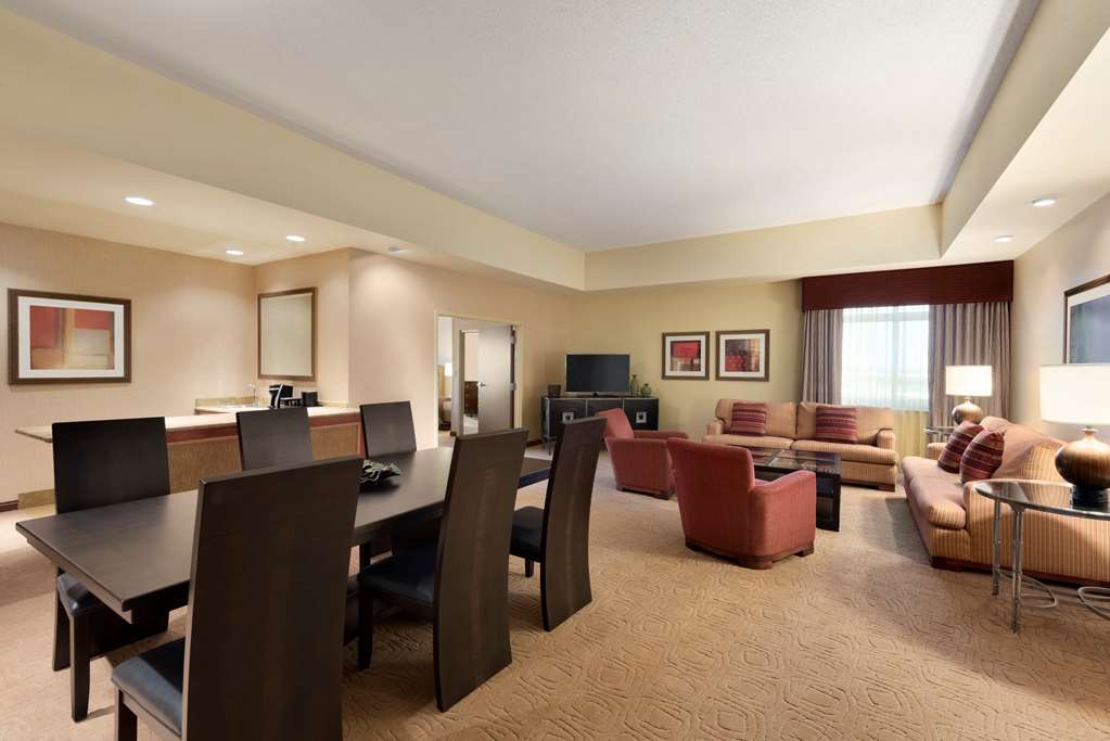 Embassy Suites by Hilton Omaha La Vista Hotel & Conference Center Image