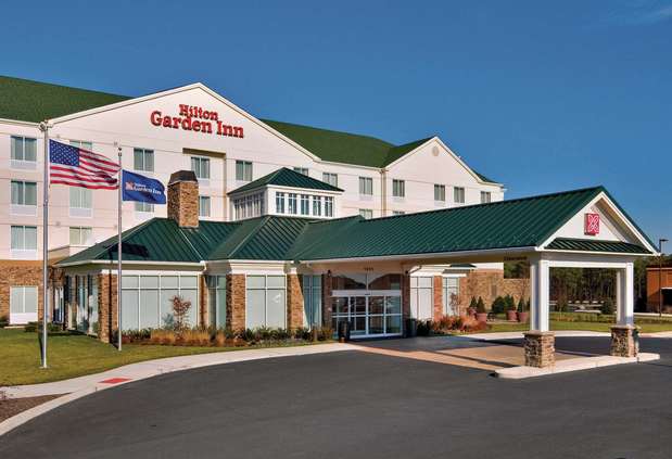 Images Hilton Garden Inn Lakewood
