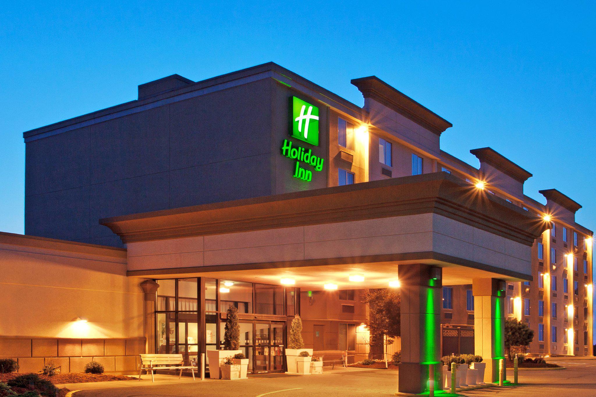 Holiday Inn Weirton Photo