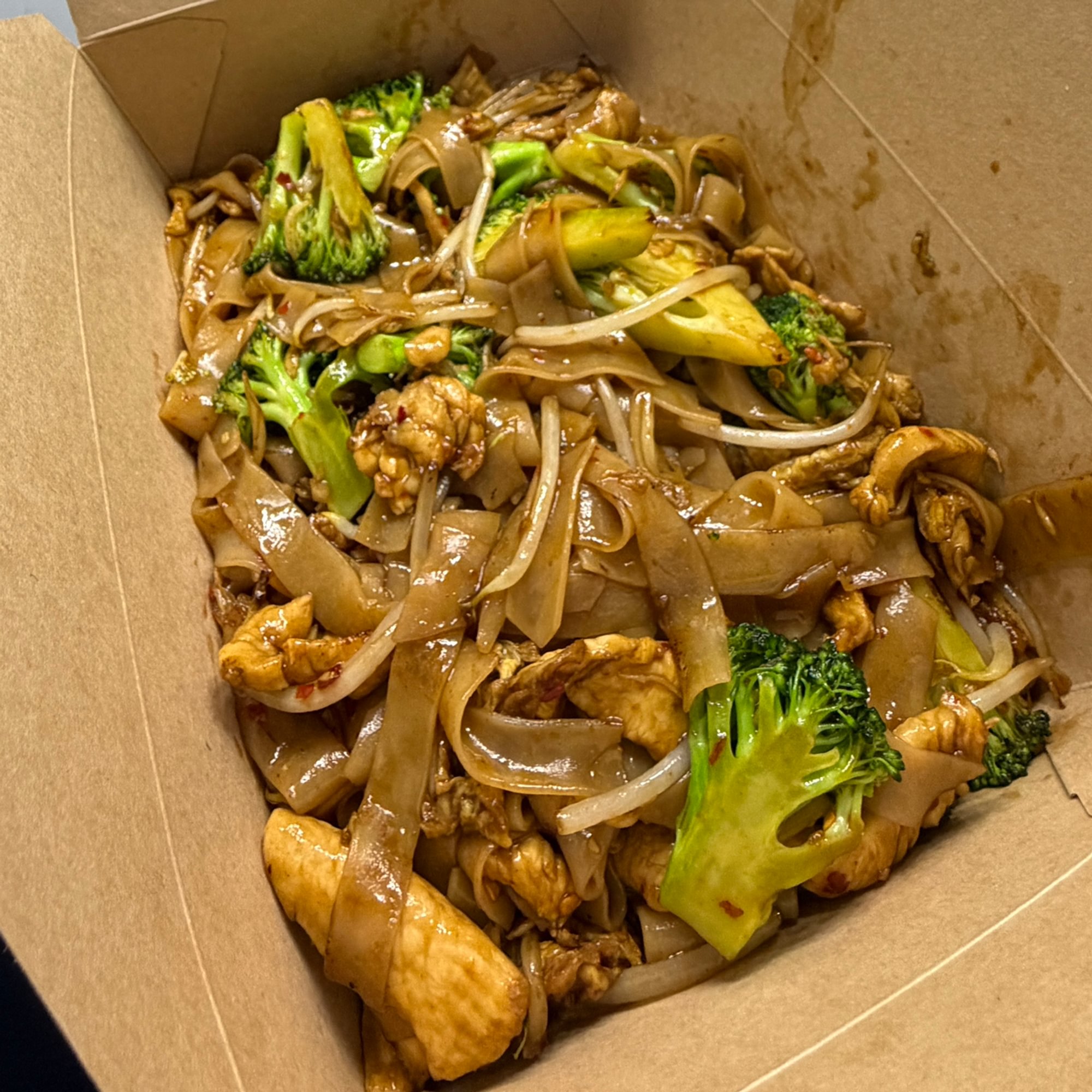 N2. Pad Seeyu Noodles