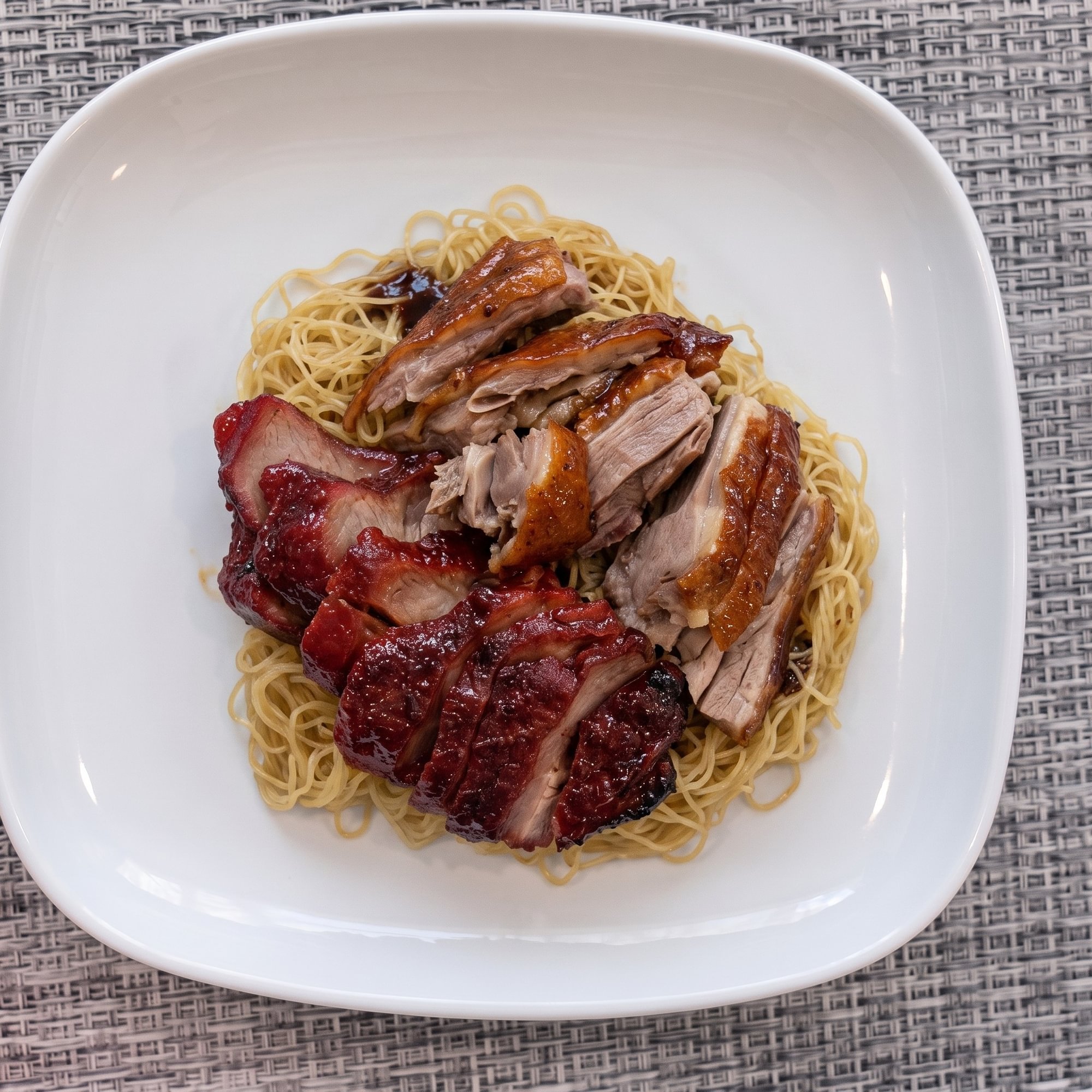 Dual BBQ Lo Mein / 燒味雙味拼撈麵