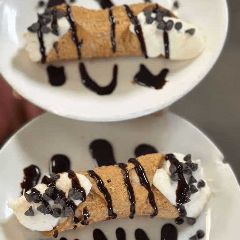 Homemade Cannolis