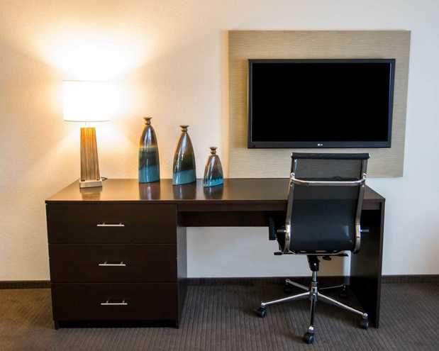 Images Sleep Inn & Suites & Conference Center