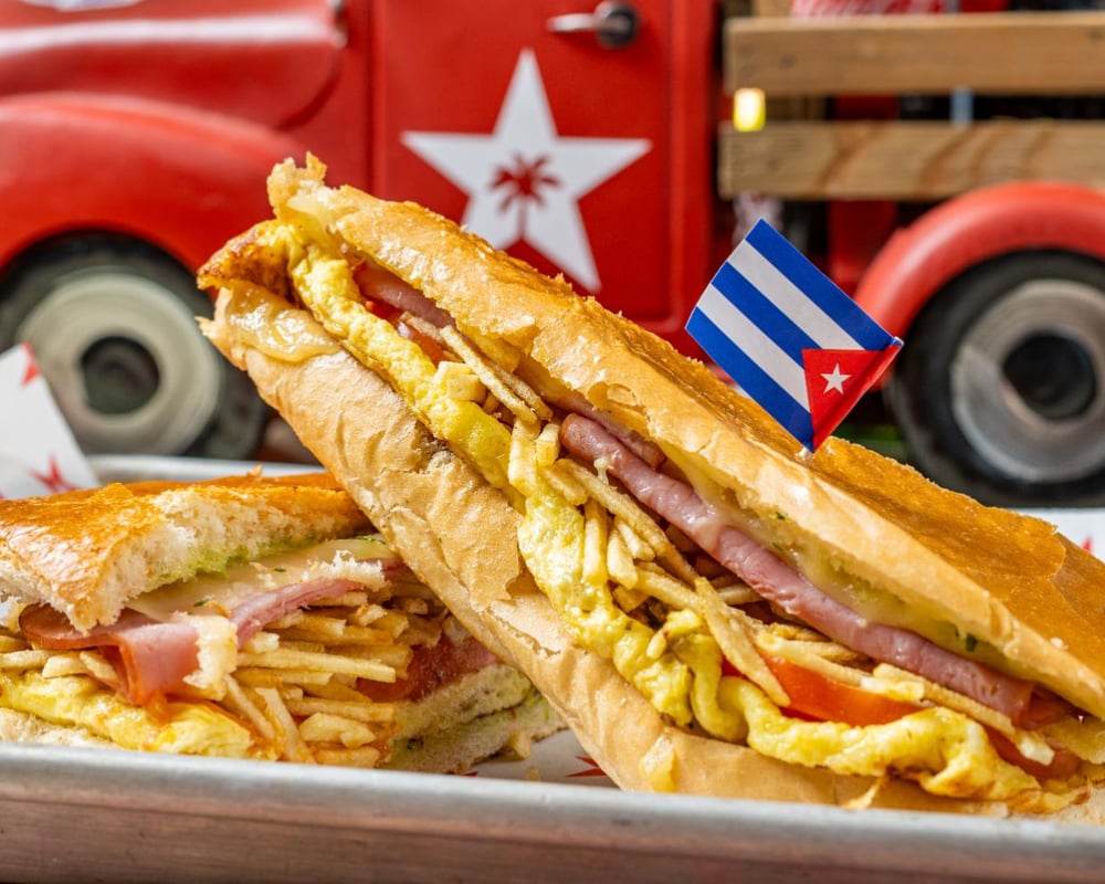 BREAKFAST SANDWICH