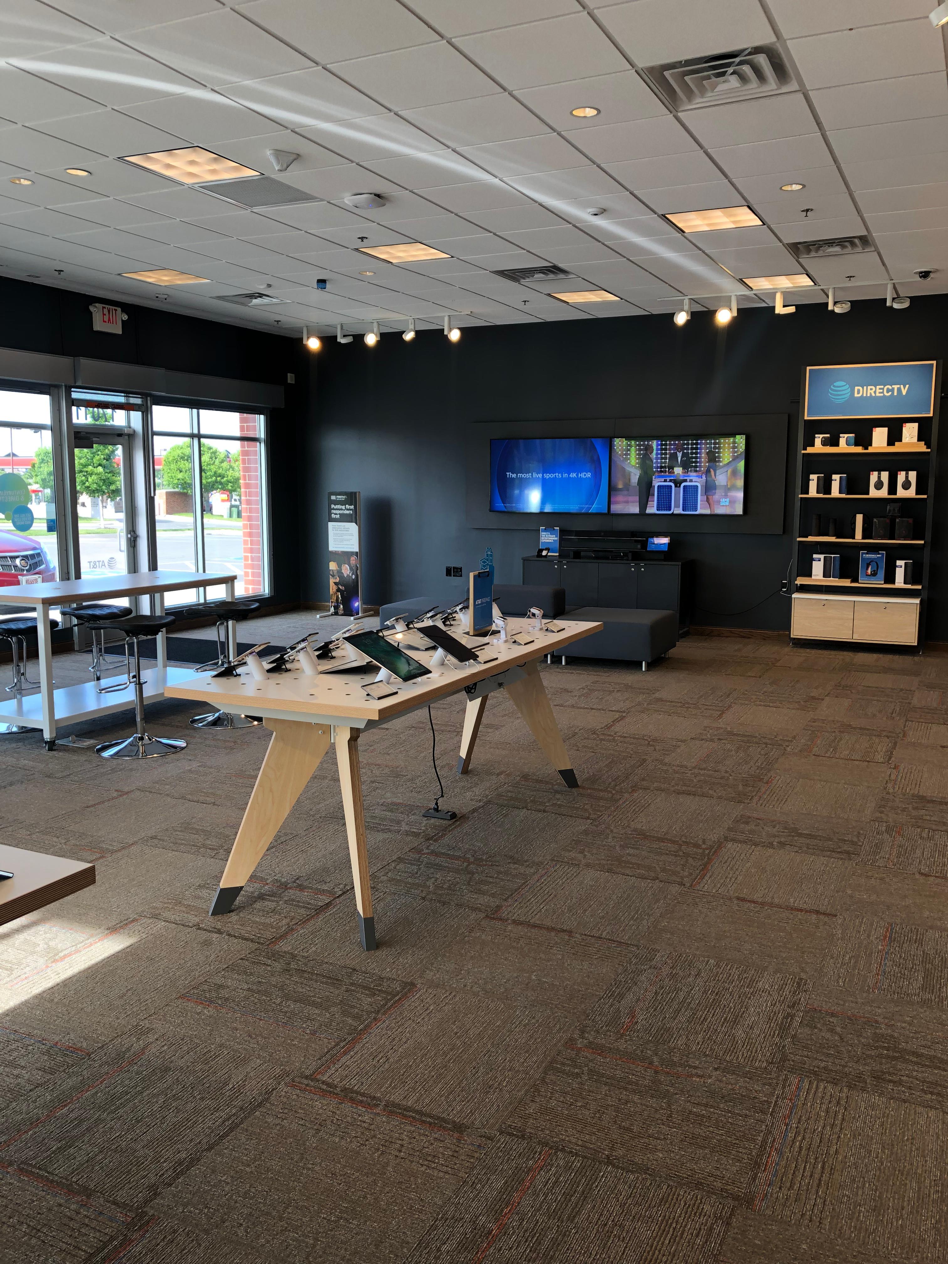 AT&T Store Photo