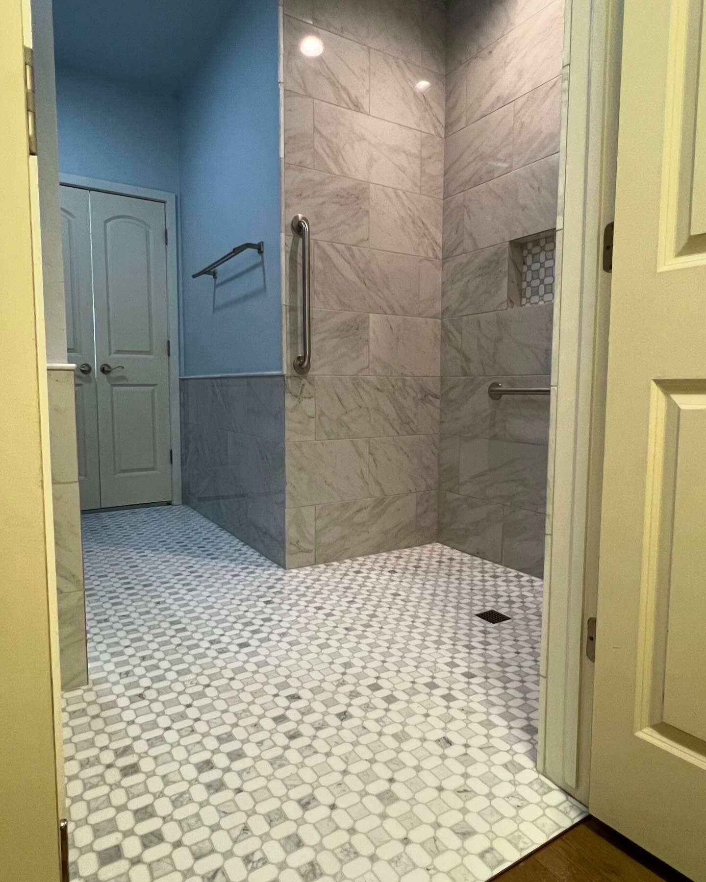 Echo Tile and Stone Image