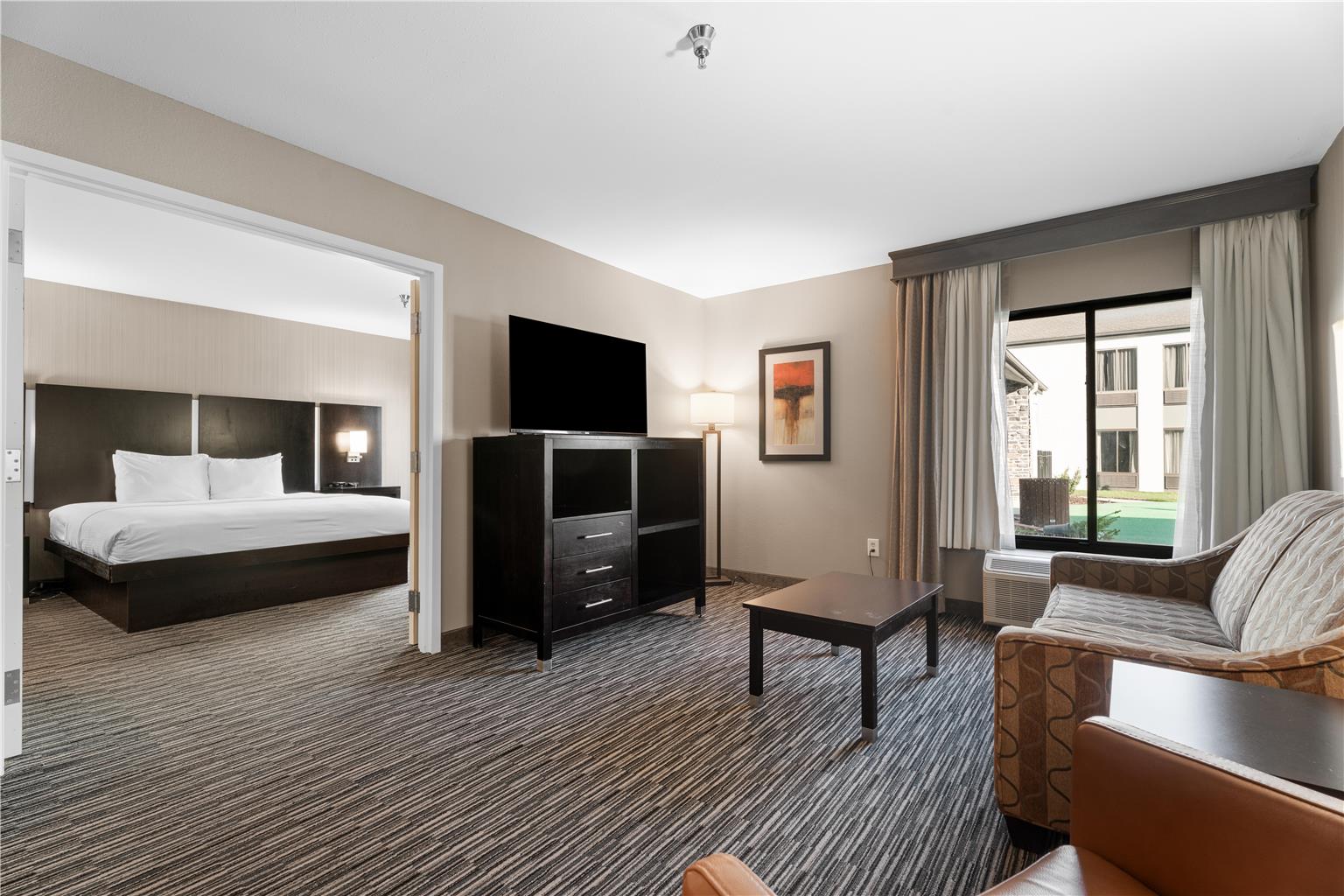 Best Western Courtview Hotel Image