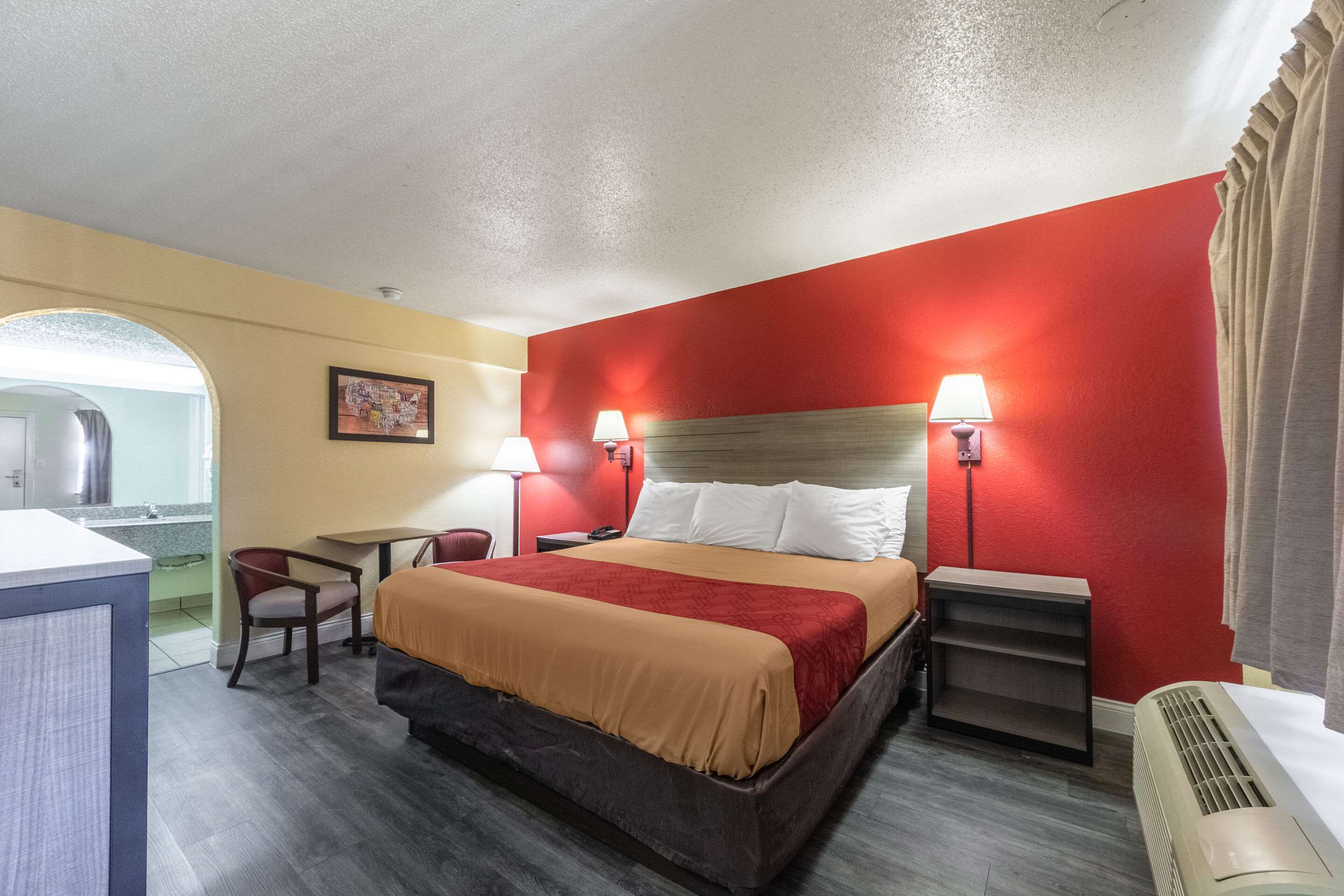 Econo Lodge San Marcos University Area Photo