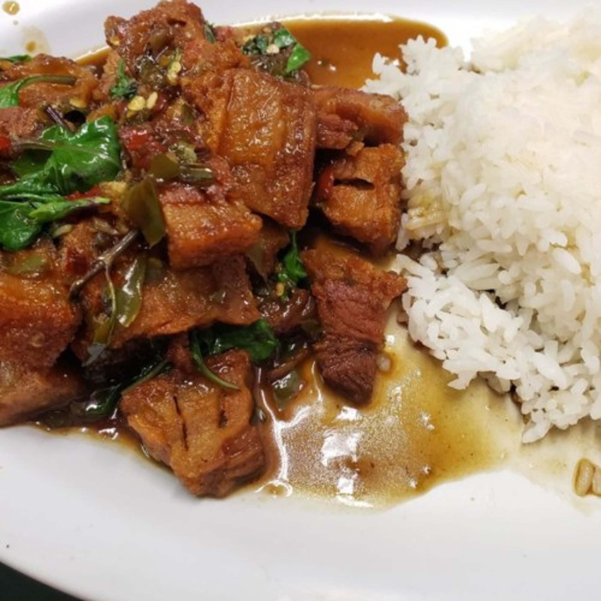Pad Kra Pao Moo Grob