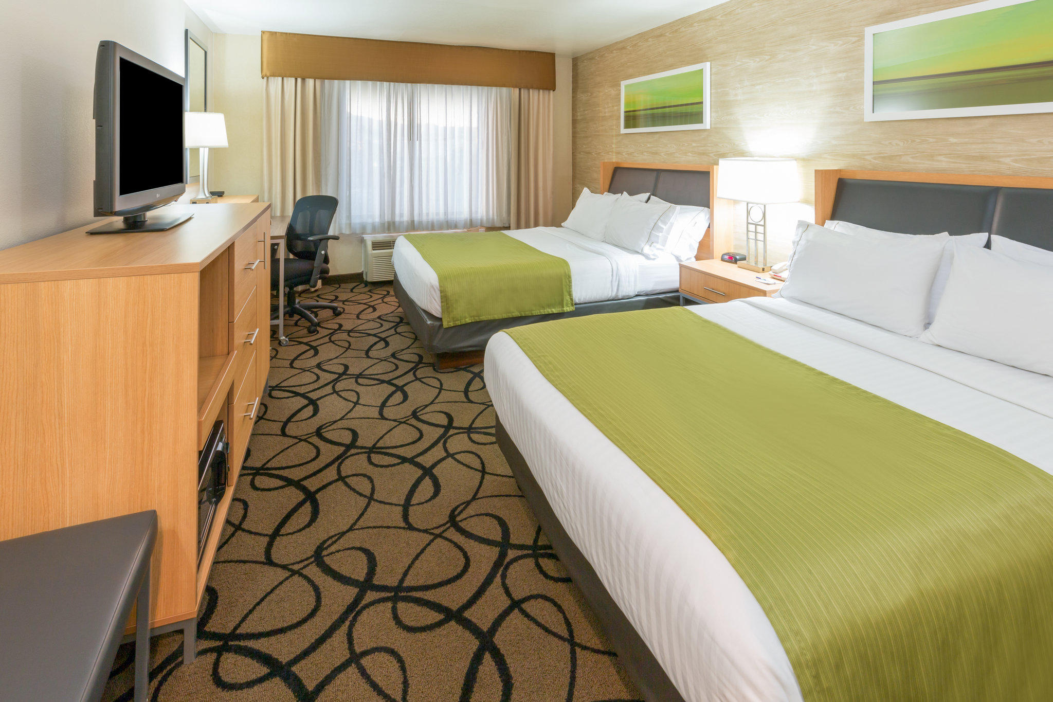 Holiday Inn Express & Suites Henderson Photo