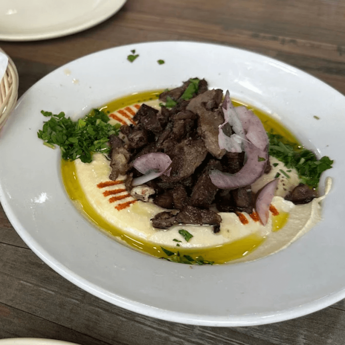 Hummus with Meat