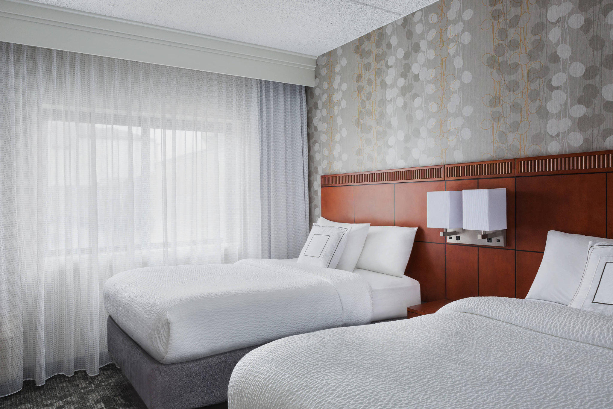 Courtyard by Marriott Philadelphia Willow Grove Photo