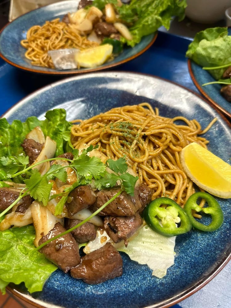 Filet Mignon Garlic Noodle