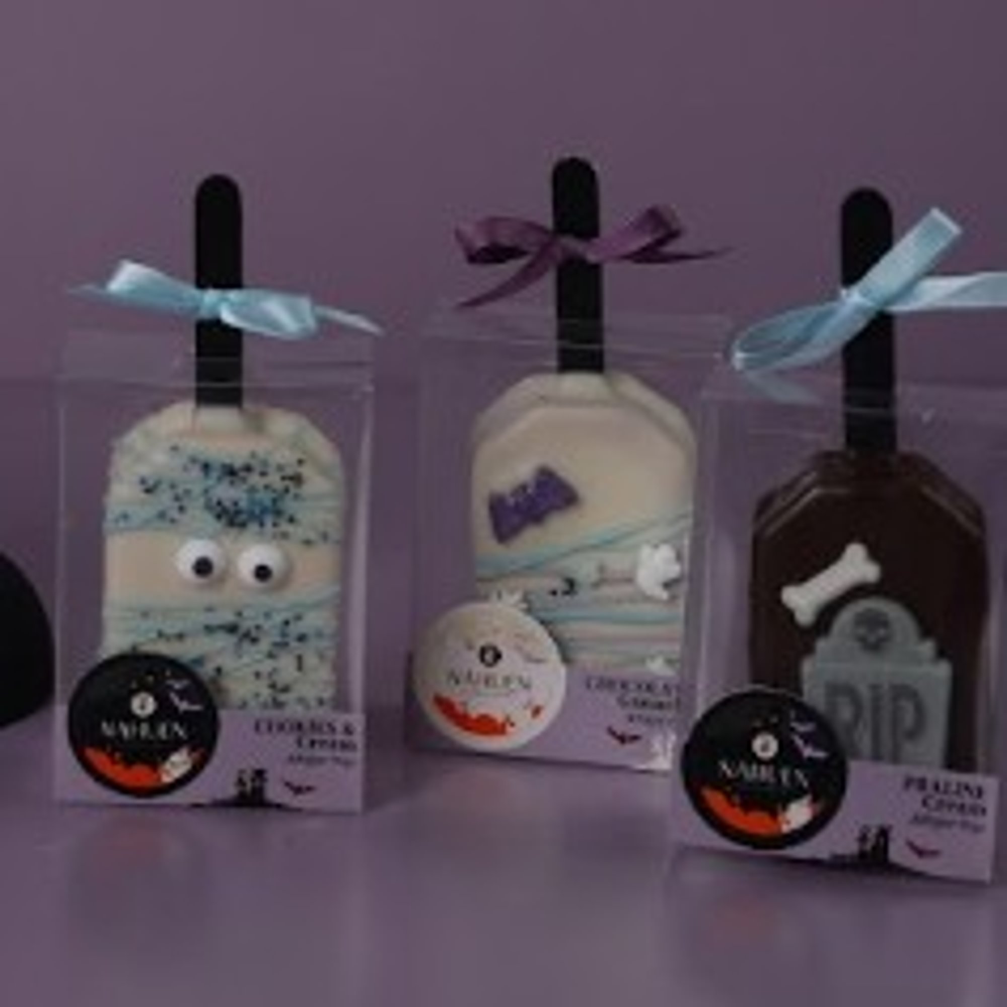 Spookie Cookie Pop x Un
