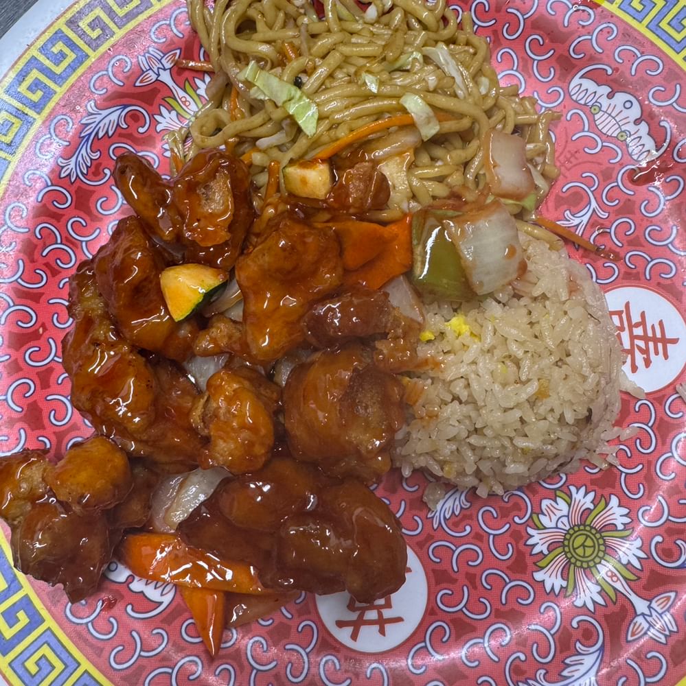 Egg Fried Rice, Chow Mein & Sweet & Sour Pork LC3