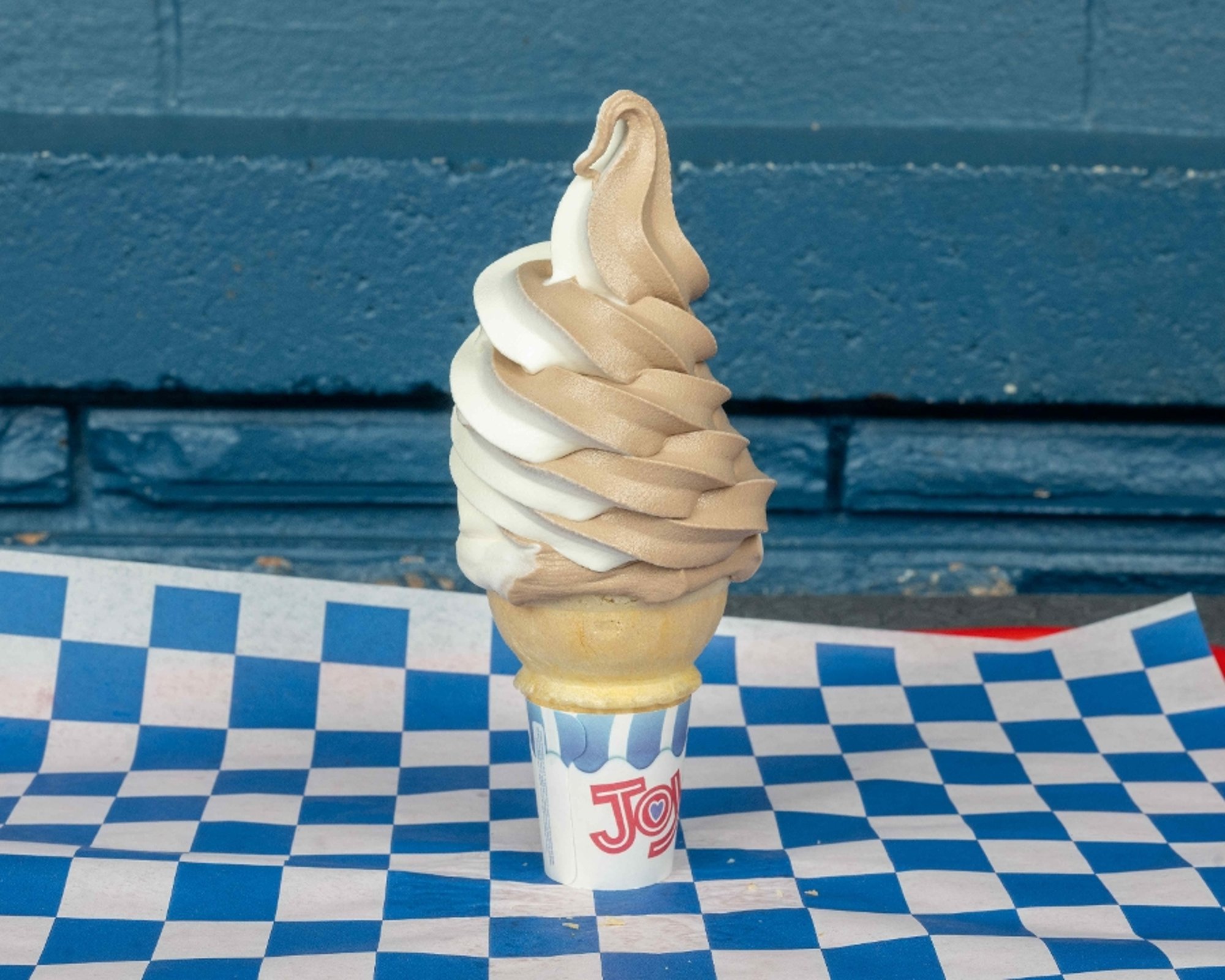 ICE CREAM CONE