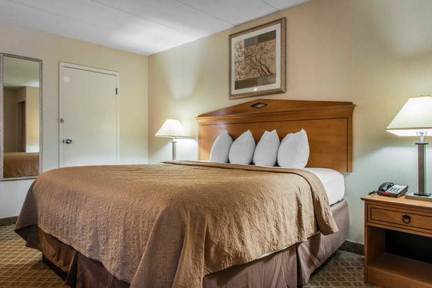 Images Quality Inn & Suites