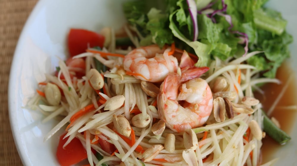 Som Tum (Green Papaya Salad)